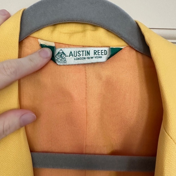 Austin Reed Yellow Suit Jacket - Picture 4 of 5